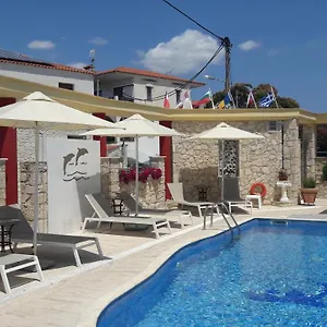https://hotel-venus-fourka.hotelschalkidiki.net